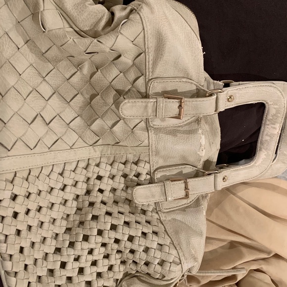 Urban Expressions Hobo - Picture 2 of 4